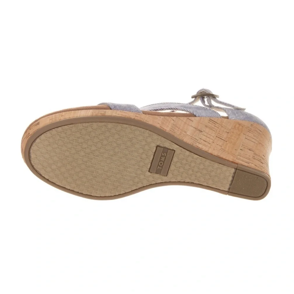 Toms worn twice